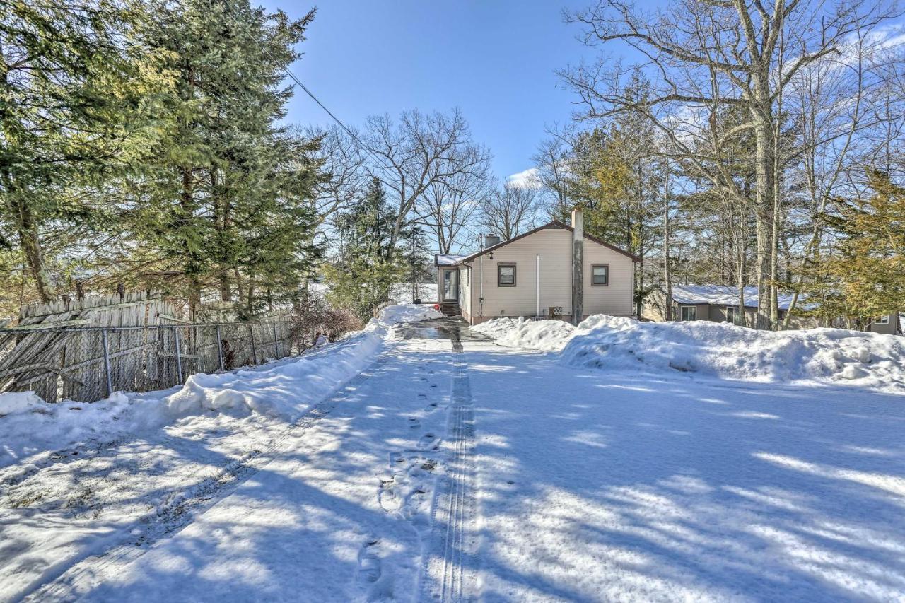 Rock Hill Home With Fire Pit On Wanaksink Lake! Bagian luar foto