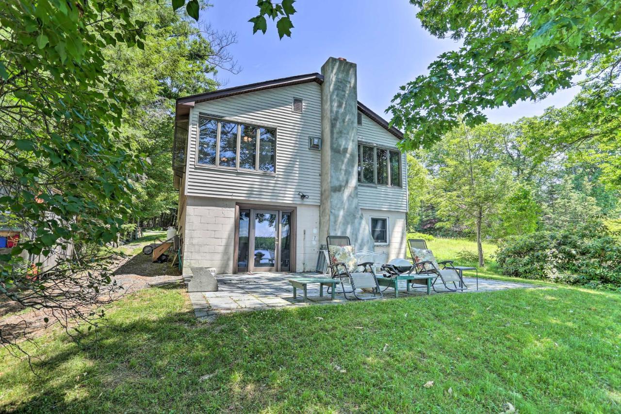 Rock Hill Home With Fire Pit On Wanaksink Lake! Bagian luar foto