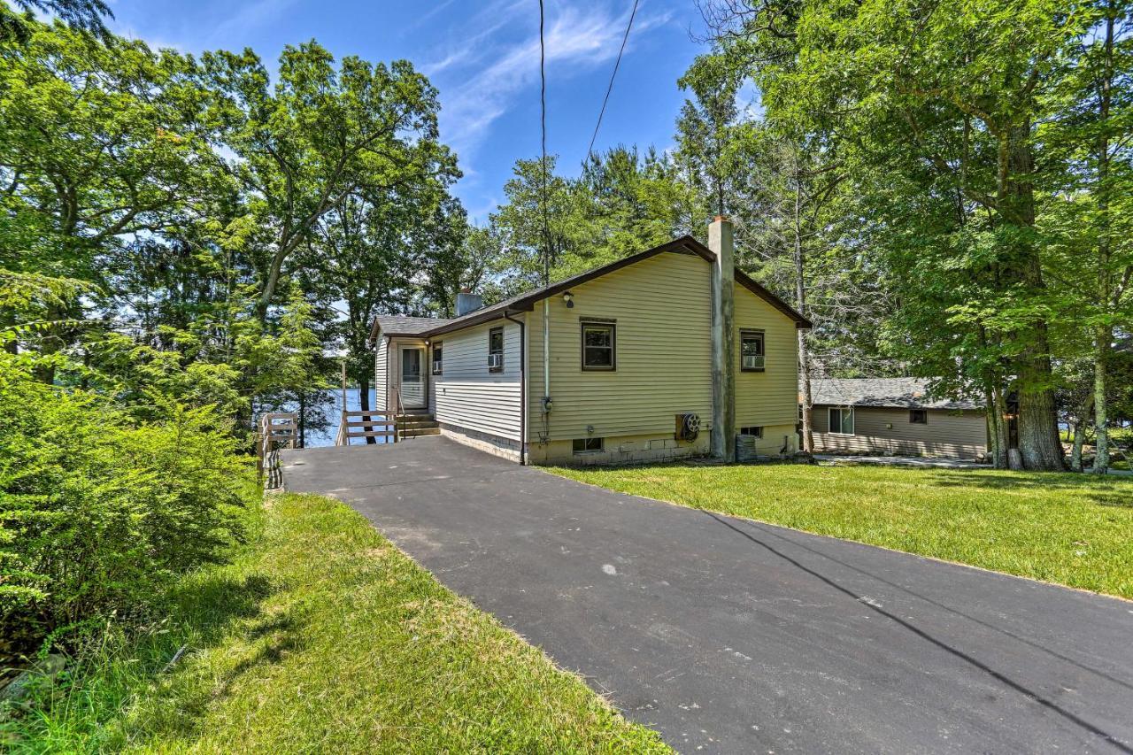 Rock Hill Home With Fire Pit On Wanaksink Lake! Bagian luar foto